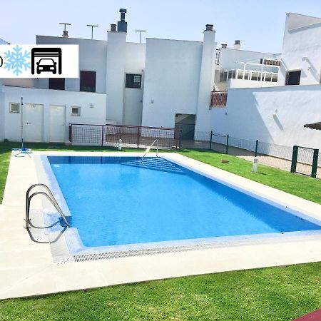Atico Premium Conil Con 2 Terrazas, Parking, Piscina, Aire Ac Y Wifi -Solo Familias Y Parejas- Apartment Conil De La Frontera Luaran gambar