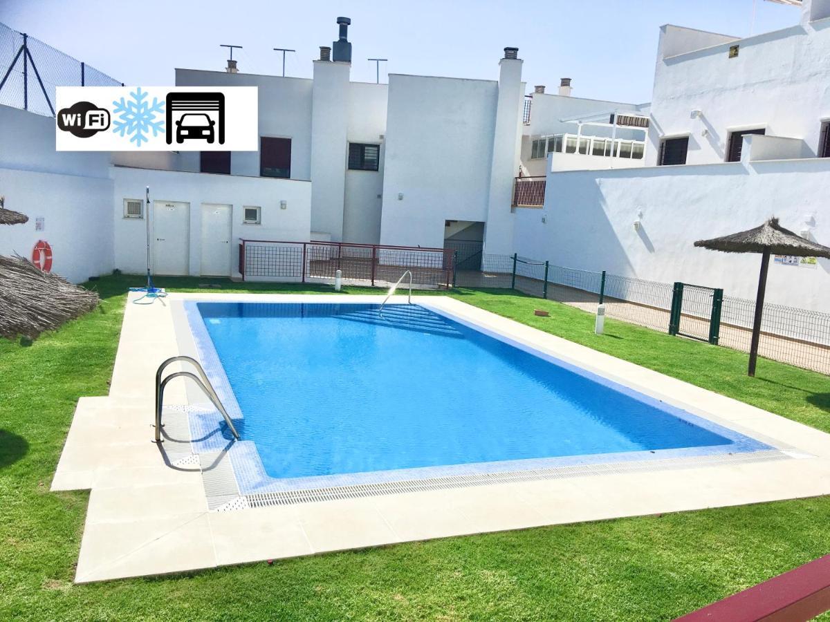 Atico Premium Conil Con 2 Terrazas, Parking, Piscina, Aire Ac Y Wifi -Solo Familias Y Parejas- Apartment Conil De La Frontera Luaran gambar